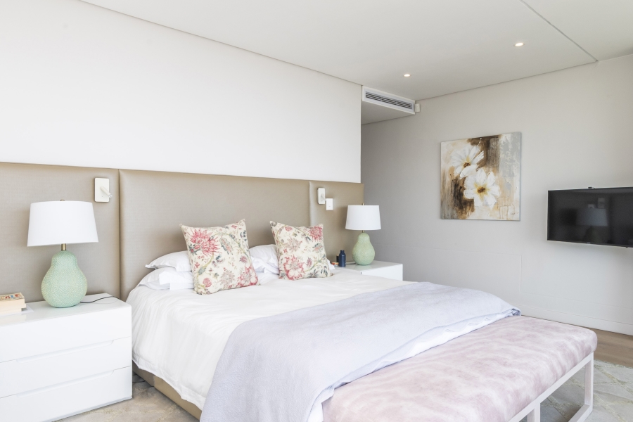 To Let 4 Bedroom Property for Rent in Camps Bay Western Cape